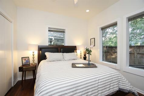 1818 Haver Street Houston TX 77006