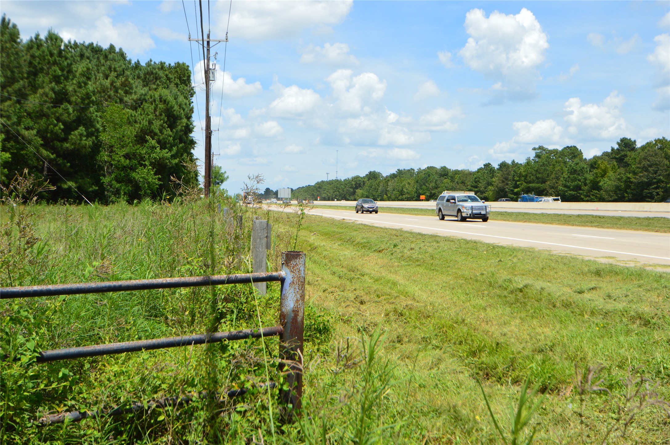 18286 Highway 59 New Caney TX 77357