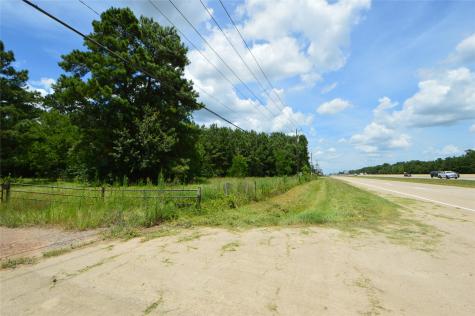 18286 Highway 59 New Caney TX 77357