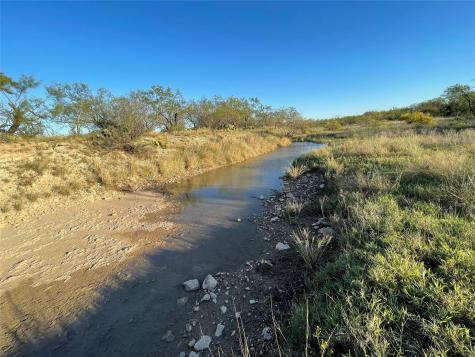 1000 Creek 116 Ballinger TX 76821