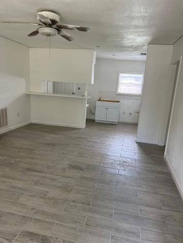 1731 W 7th Street Freeport TX 77541