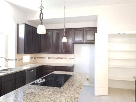 810 Lakespur Drive Sugar Land TX 77479
