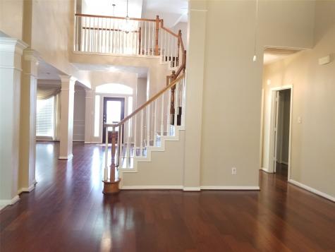 810 Lakespur Drive Sugar Land TX 77479