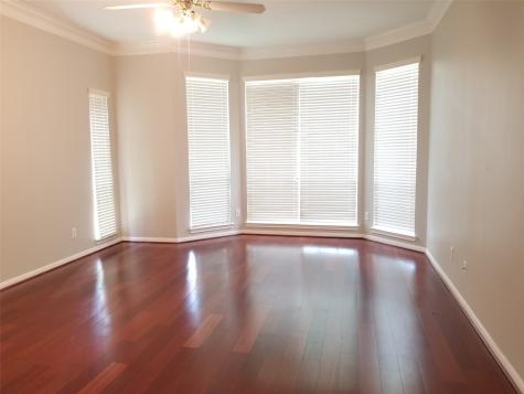810 Lakespur Drive Sugar Land TX 77479