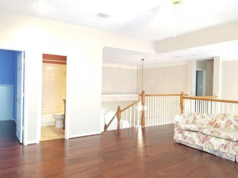 810 Lakespur Drive Sugar Land TX 77479