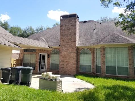 810 Lakespur Drive Sugar Land TX 77479